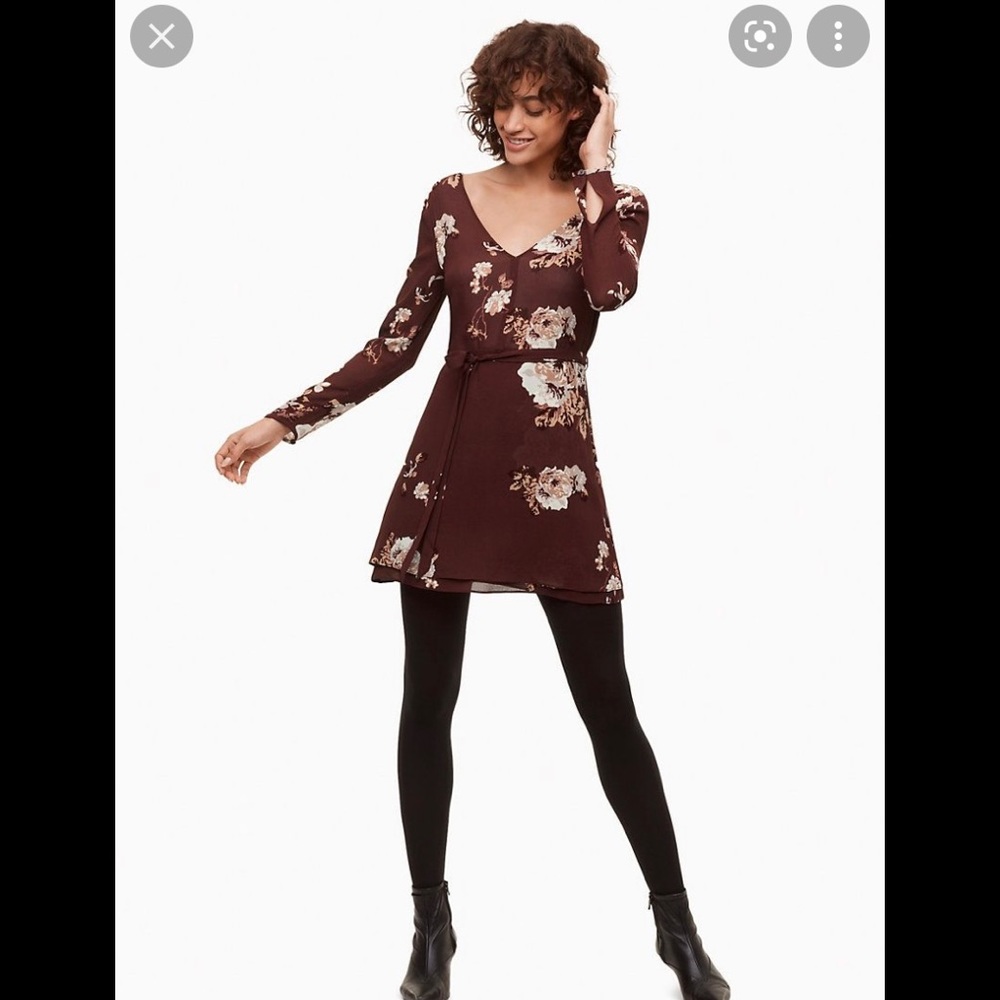 👗Aritzia Dress